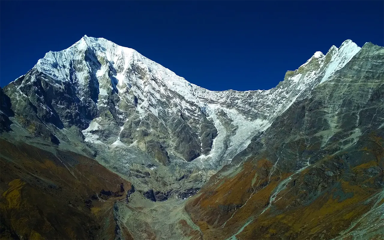 Langtang-Valley-Trekking