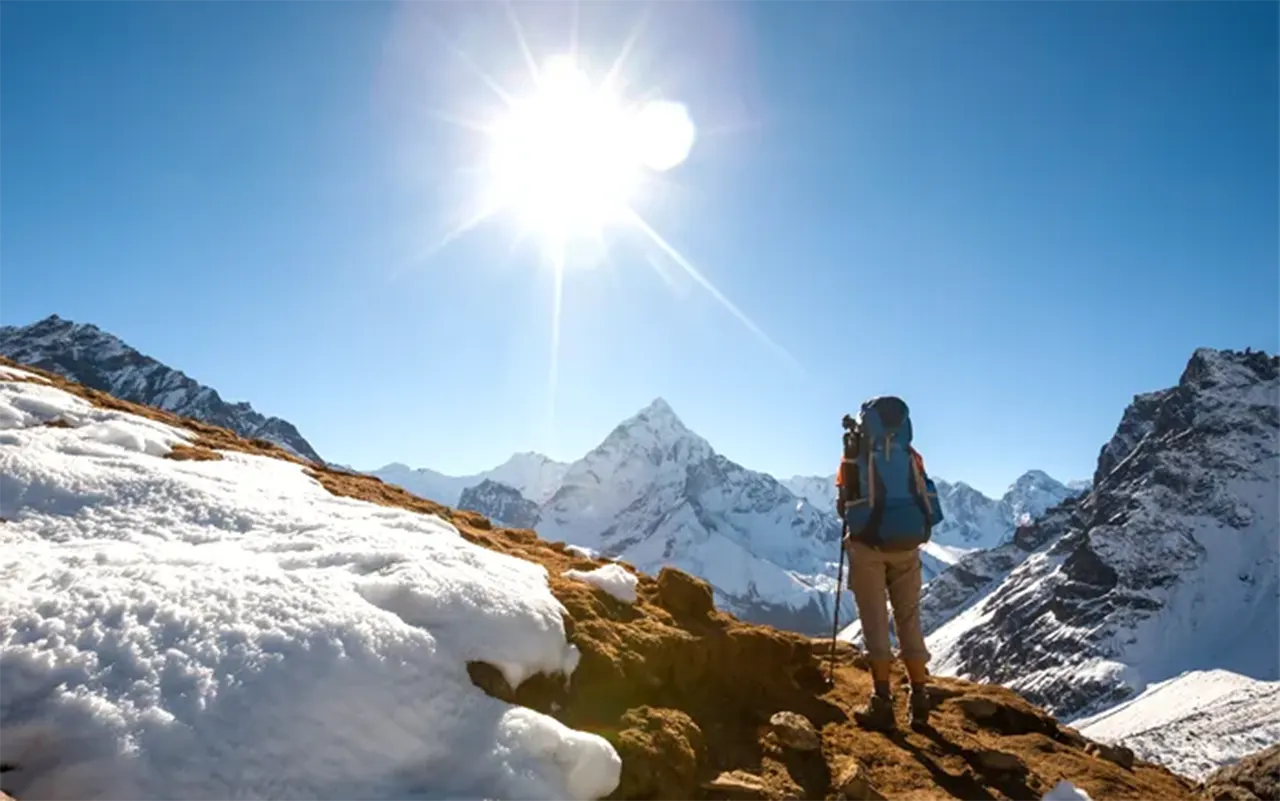 Listă de bagaje pentru drumeția de iarnă în tabăra de bază de pe Everest